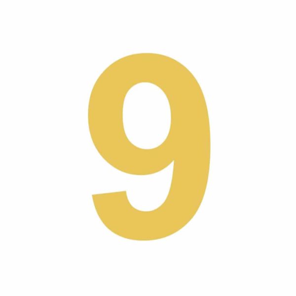 Aplique dorado número 9